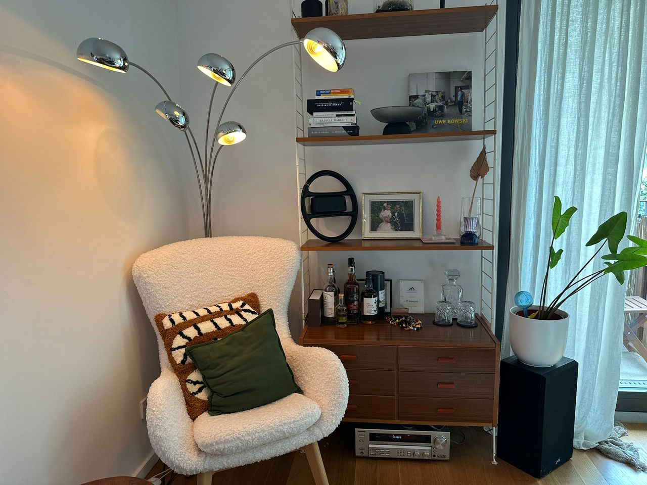 Helle 2,5 Zimmer Wohnung mit Balkon