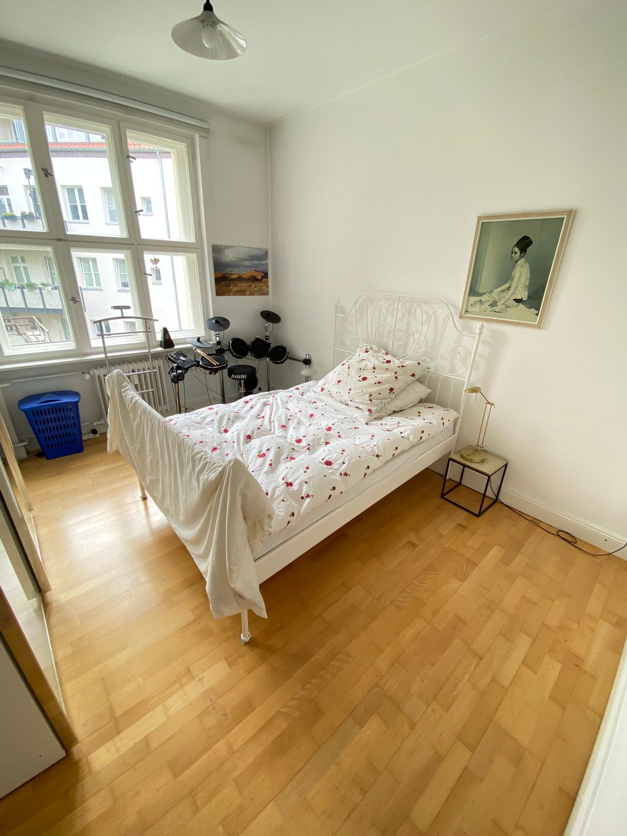 Lovingly furnished apartment in the center of Grunewald, Berlin
