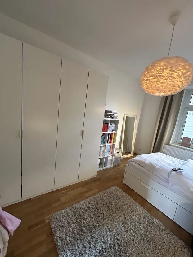 Beautiful bright 2-room apartment for interim rent for 3 months