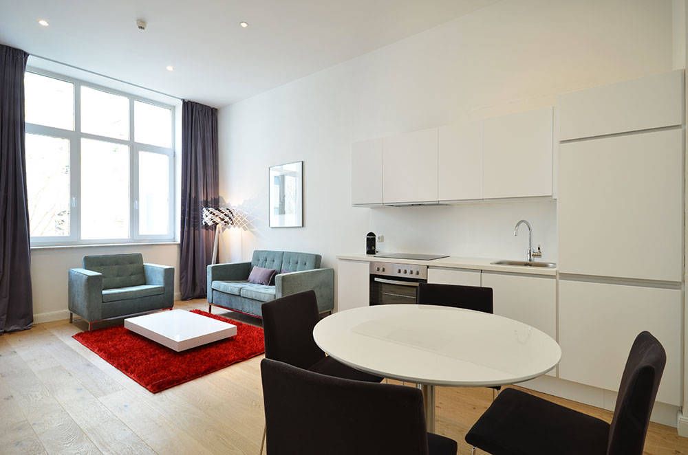 Furnished 1-bedroom business apartment for interim rent in Frankfurt near Schweizerplatz and Paul’s Church