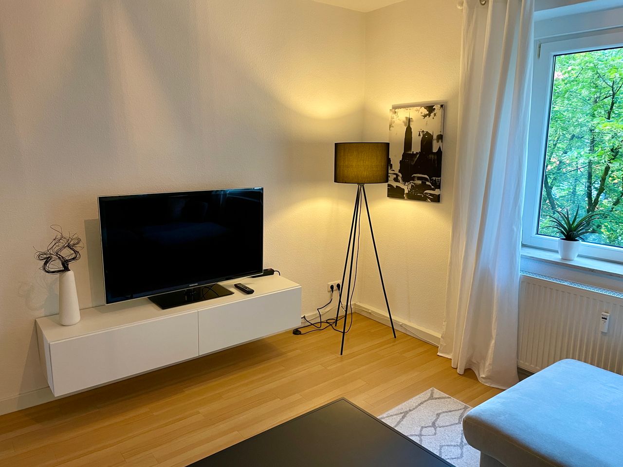 Lovely fully furnished apartment in Köln Ehrenfeld with balcony