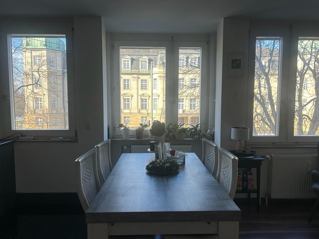 Fashionable 1 bed room apartment in München with underground parking