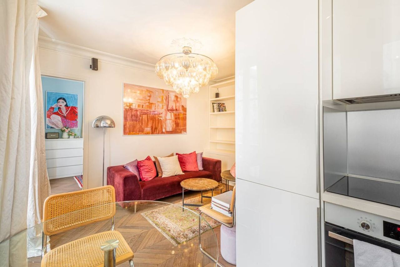 Charming 1-Bedroom Apartment - Parc Monceau 17th