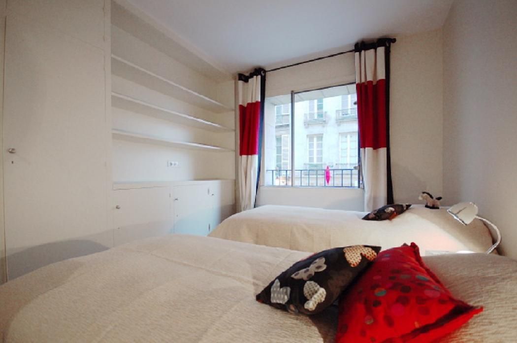 Rental Furnished flat - 4 rooms