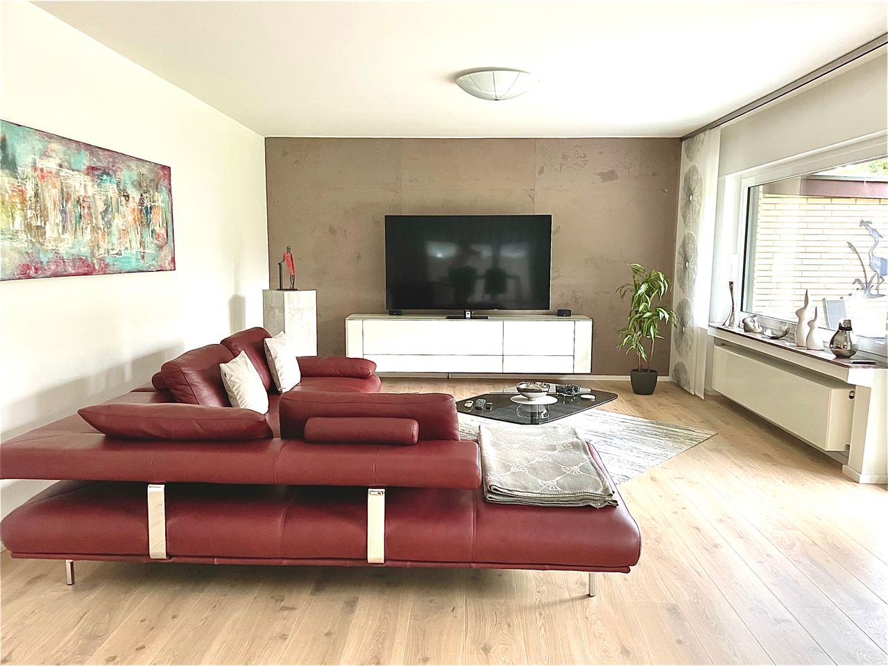 Modern 1-bedroom apartment, high-quality furnished and fully equipped