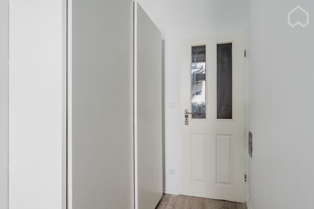 Fantastic fully furnished flat in Prenzlauer Berg