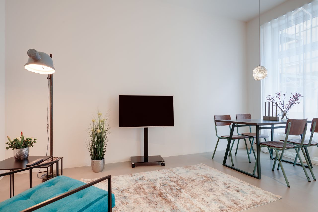 High quality, sophisticatedly designed, new apartment in a century house in Düsseldorf