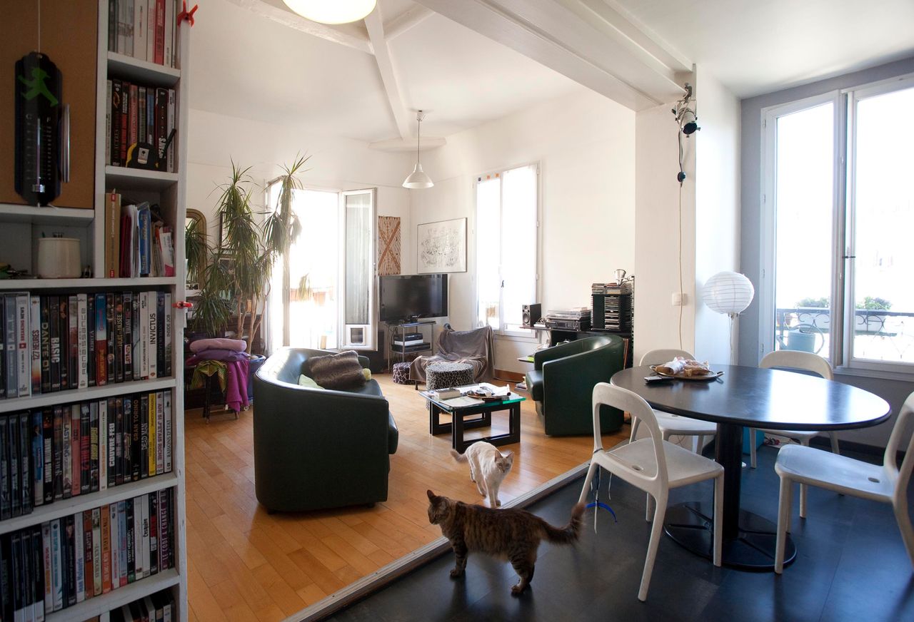 3-bedroom family apartment in a typical neighborhood near Parc des Buttes Chaumont