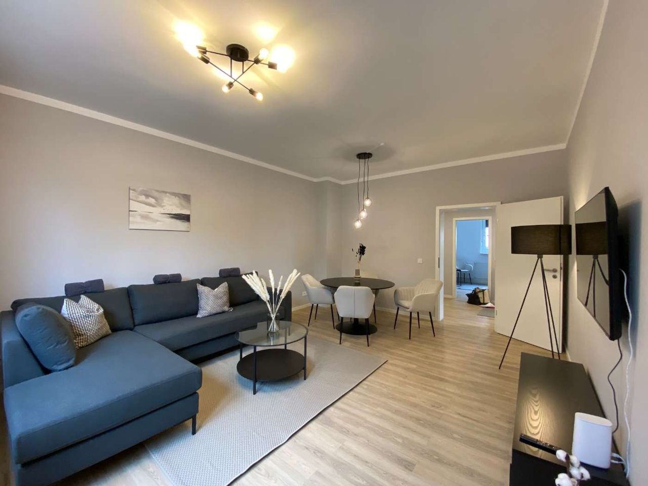 Stylishly furnished 3-bedroom apartment with a terrace.