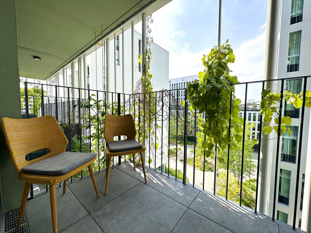 Beautiful new apartment on Campus WU Economical University and besides Metro Station U2 line Krieau
