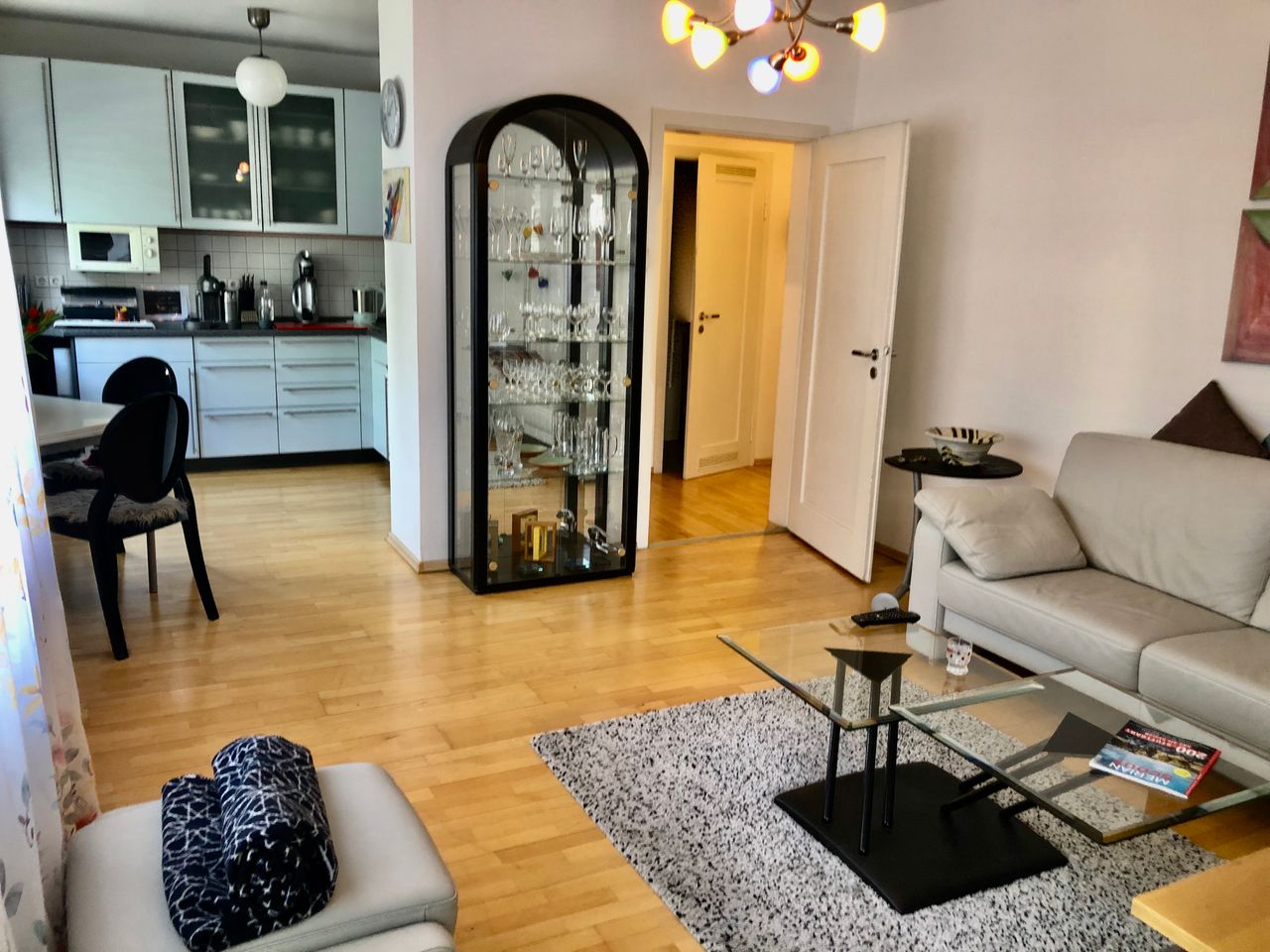 Best Downtown Apartment - Parking & WIFI - fully equiped