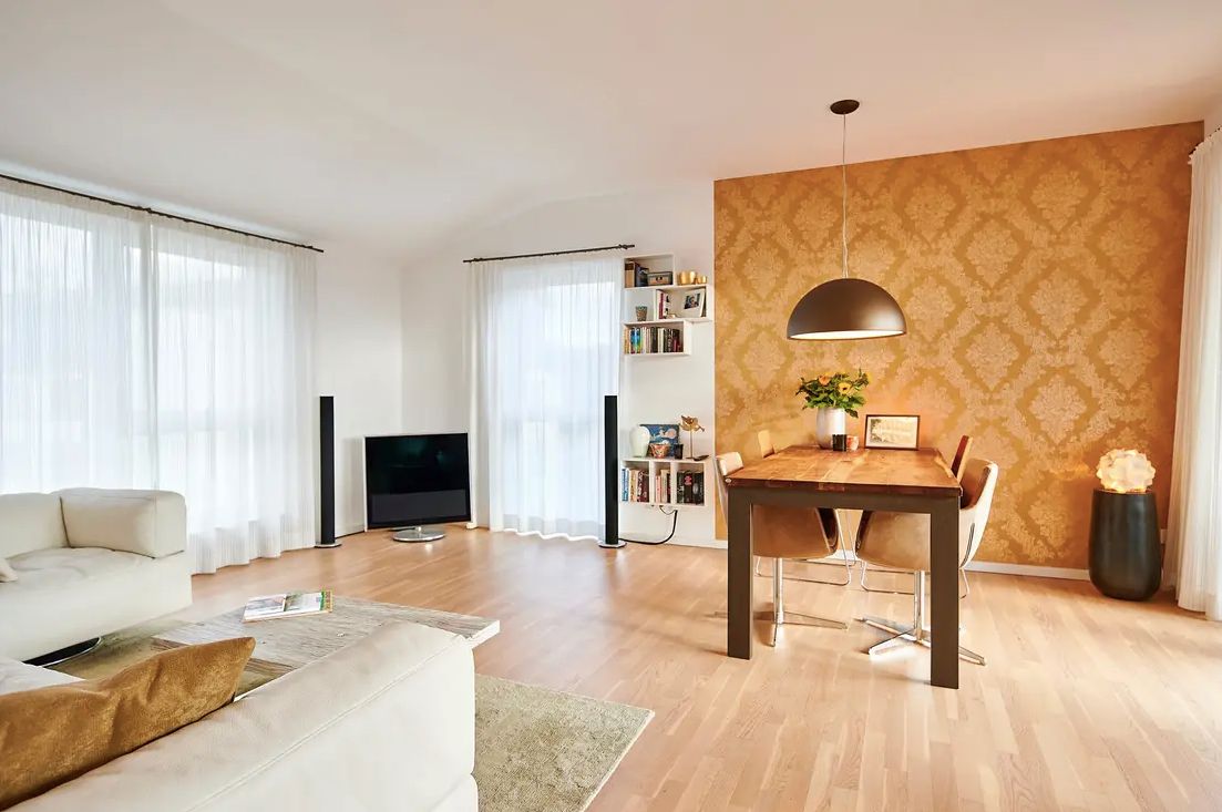 Attractive 2 room penthouse apartment with large roof terrace