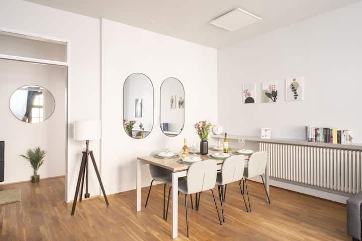 Awesome flat in Prenzlauer Berg