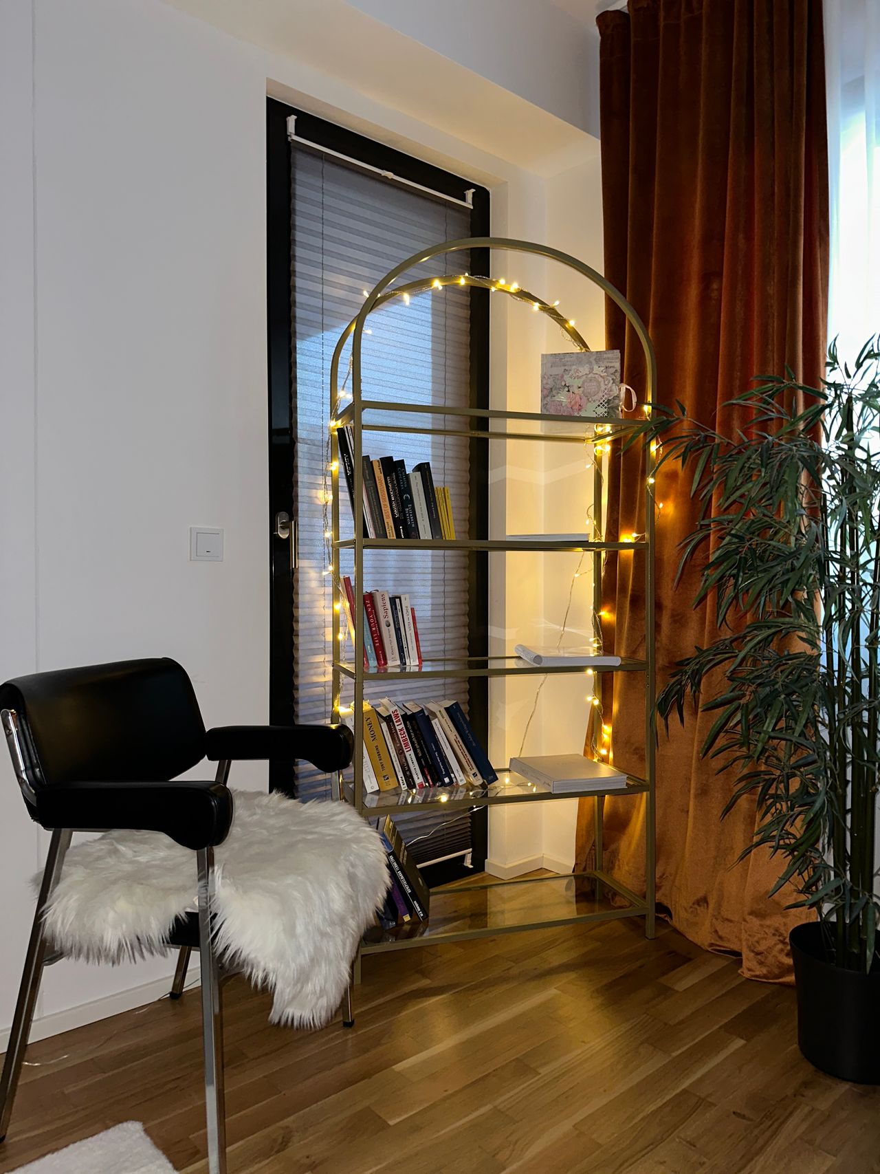 🏢 Dream Apartment in the Heart of Frankfurt! Loggia with Skyline View, Prime Location, and Modern Design! 🌇