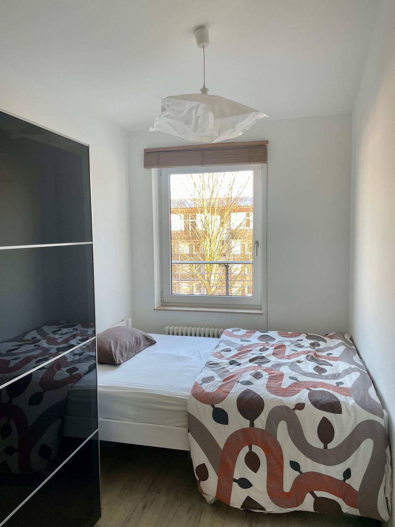 Cozy furnished top floor apartment with terrace in a central location in Oberschöneweide