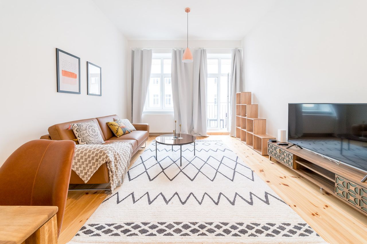 Bright 1-bedroom apartment in Friedrichshain