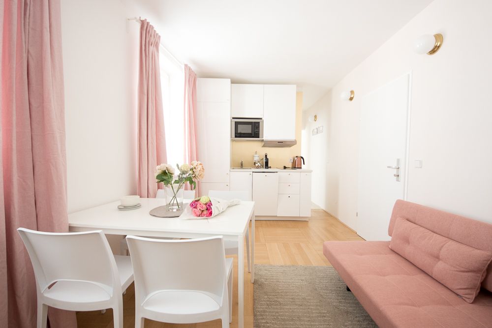 Charming, nice flat in great neighbourd - central