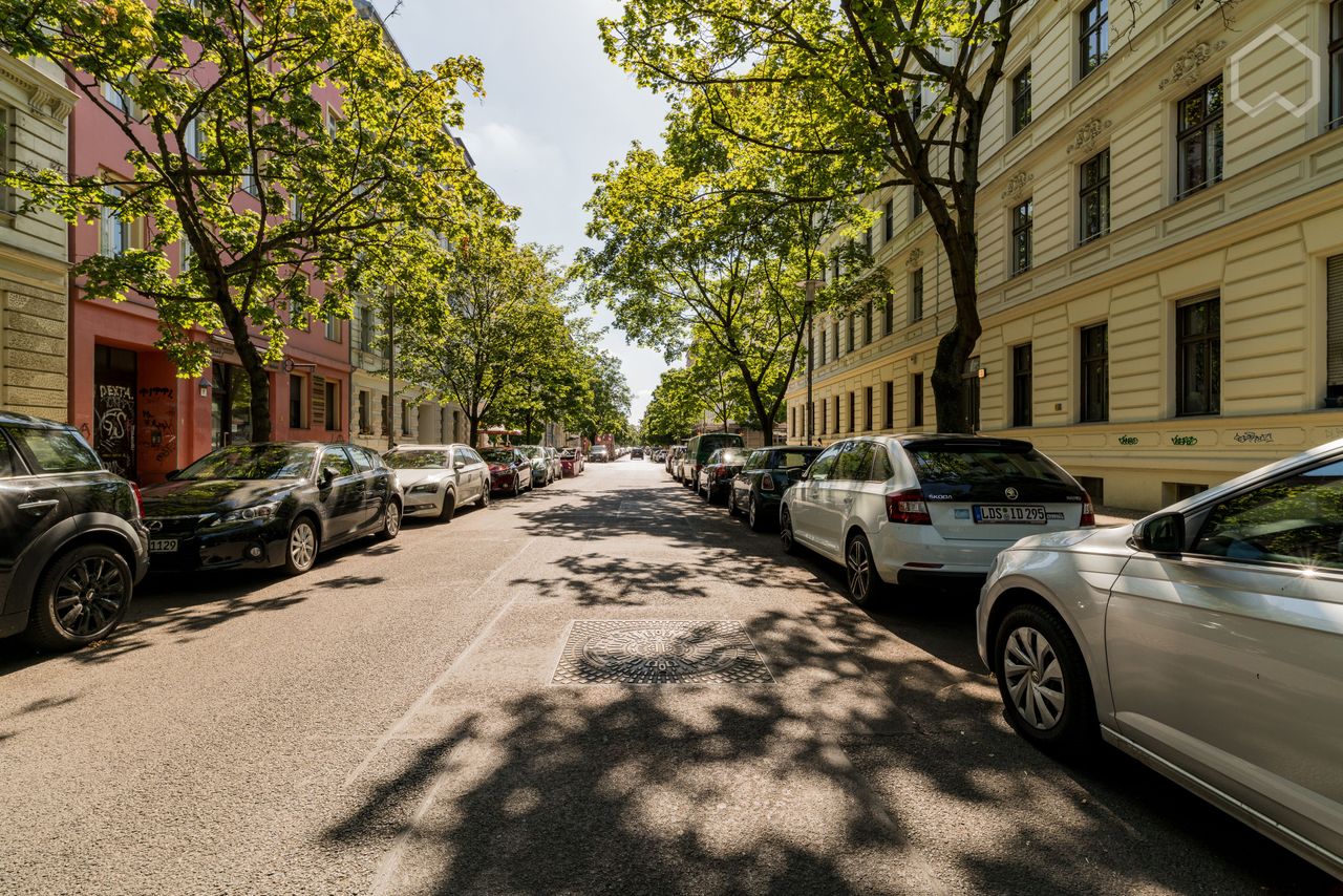 2 bedrooms apartment near Ostkreuz is waiting for the very first tenants