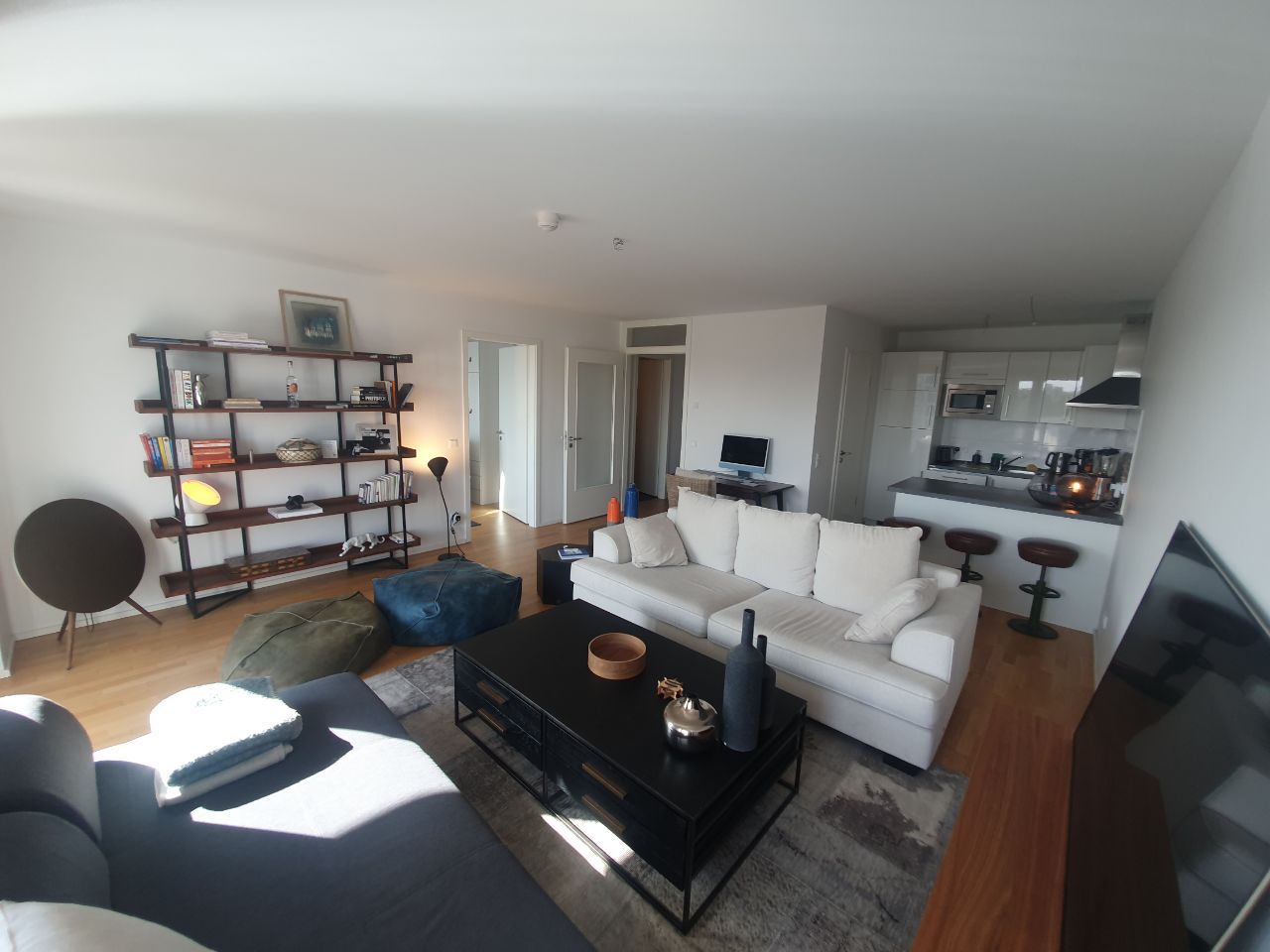 Fantastic beautifully furnished 1 bedroom apartment with unique view on the Spree