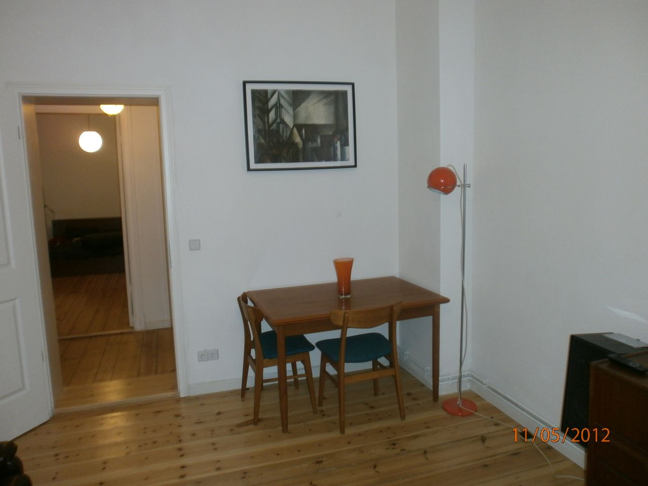 Beautiful 3 room apartment just off Arnim Platz in Prenzlauerberg available from September 1st 2021.