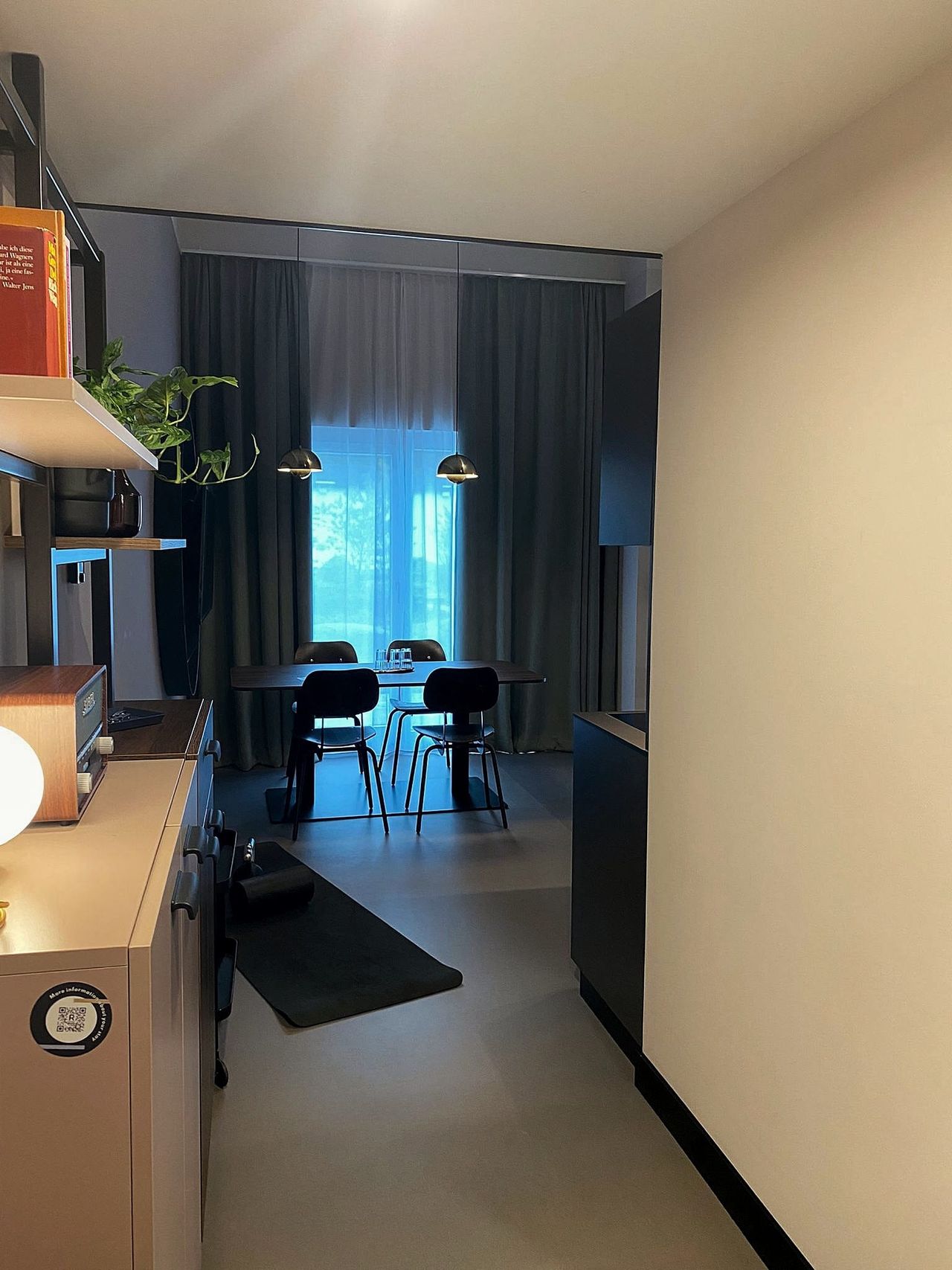 Tolles und modernes DUPLEX Serviced Apartment mit Terrasse in München inkl.Reinigung, Gym, WIFI, TV TAX, Social Spaces (Kino, etc.)und mehr!