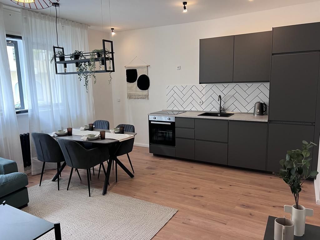 High Class Fully Furnished apartment in the heart of Berlin