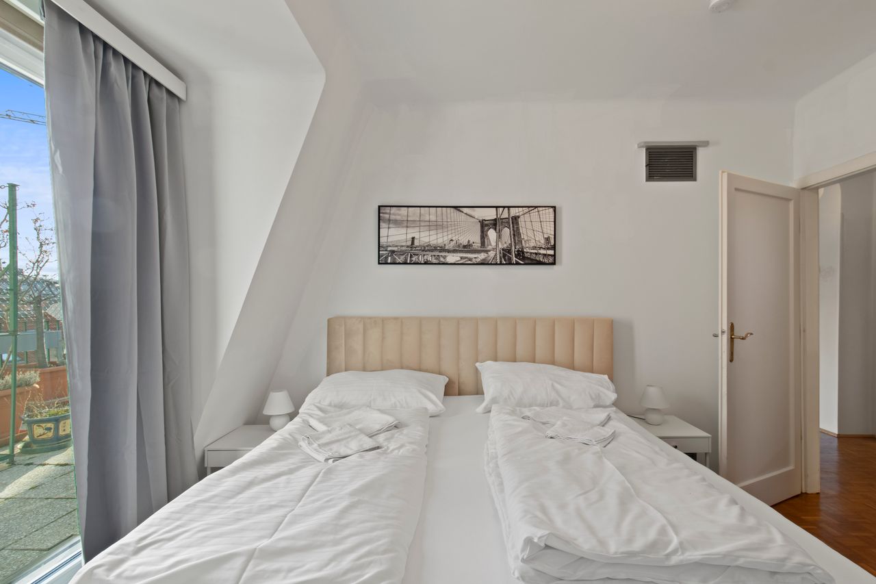 Modern Terrace Apartment | 80m² | Near Belvedere