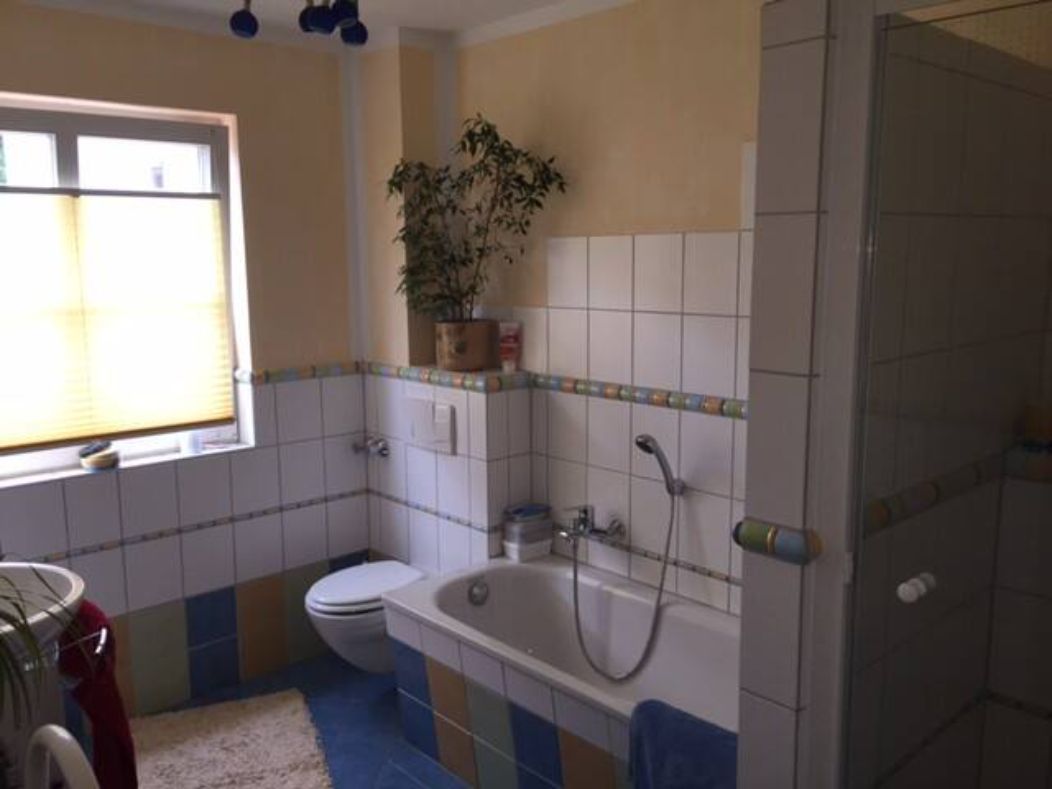 Big house in the green with 2 bedrooms, 25 min to Alexanderplatz