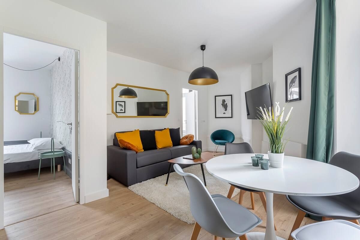 Newly Renovated Spacious T3 Apartment for up to 6 Guests - Perfect for Your Stay in Lyon