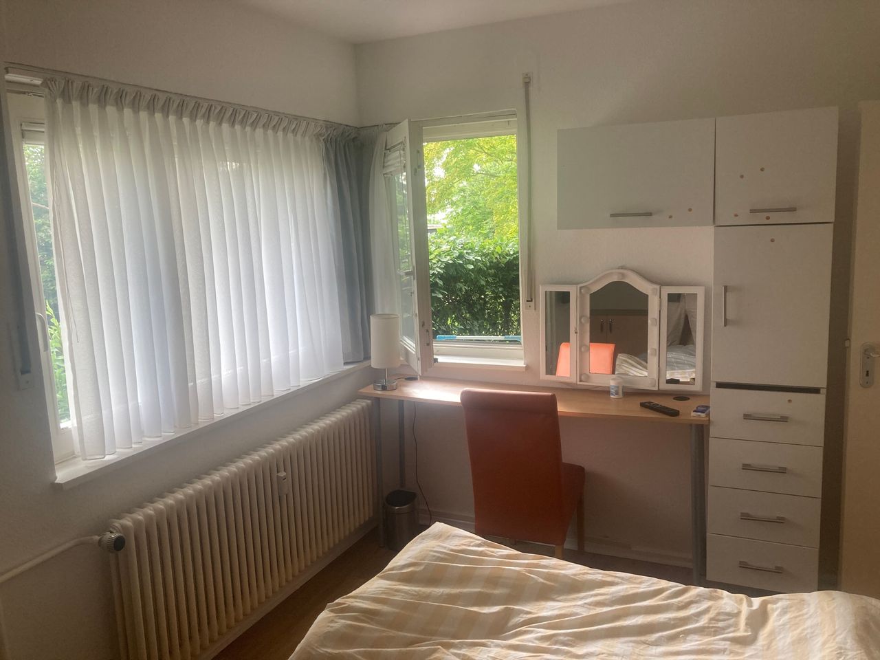 Schöne wohnung ( wie Haus im Haus ) im Grunewsld  (Westend)