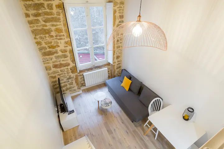 Loft Ainay 6 - Experience Authentic Lyon from the Heart of the Antiques District