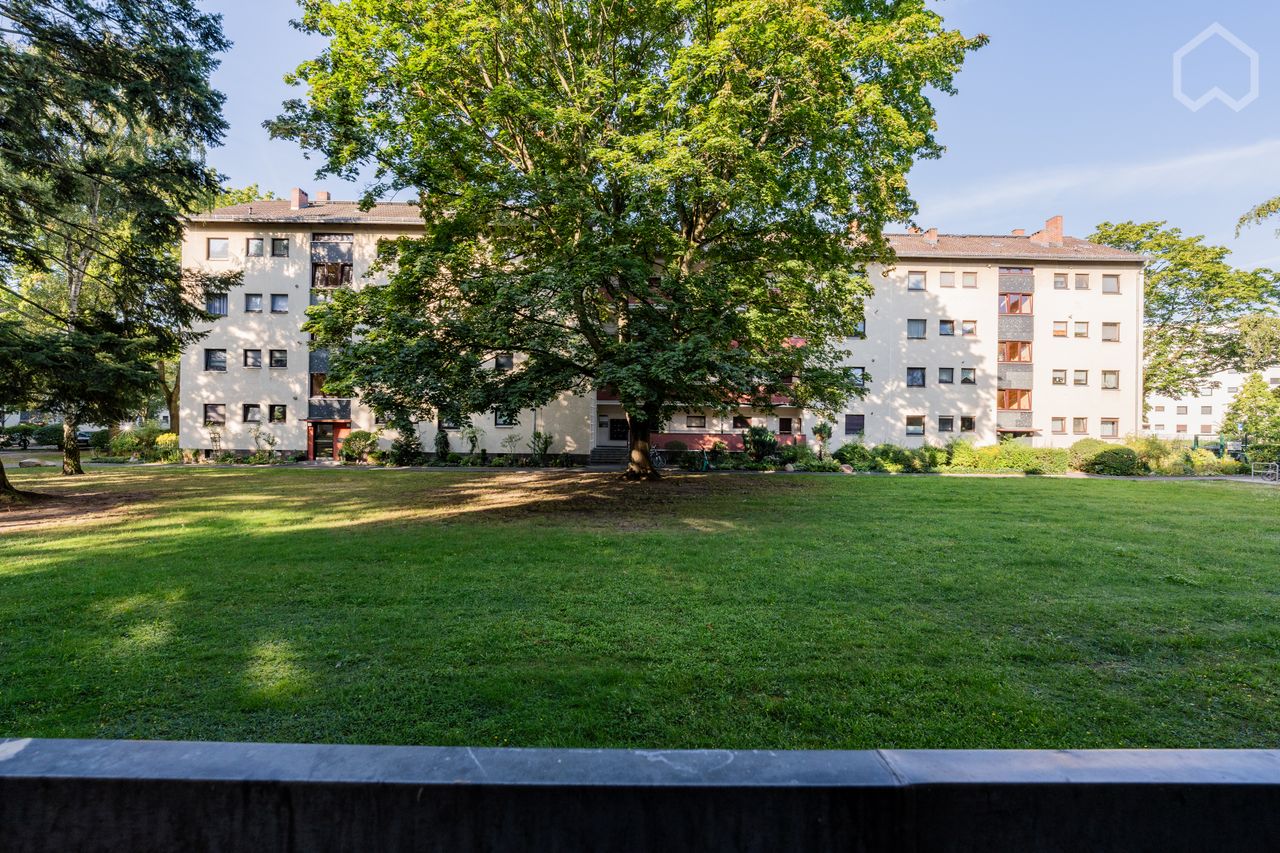Cosy sunny flat in quiet location in Berlin-Reinickendorf with balcony
