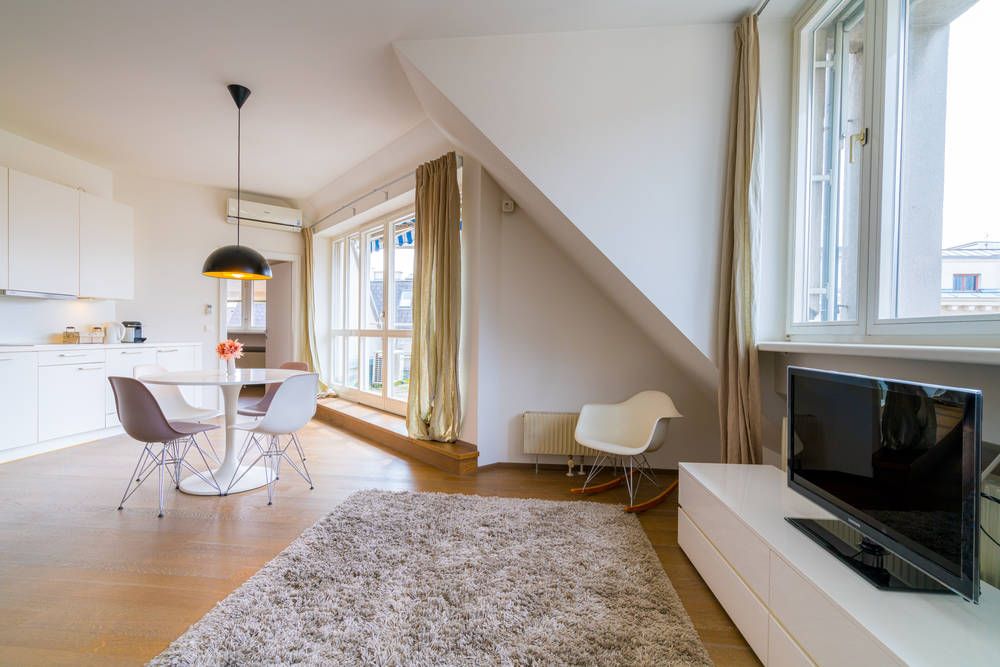 Beautiful apartment Vienna near the leafy Stadtpark - great for short term and long term rent