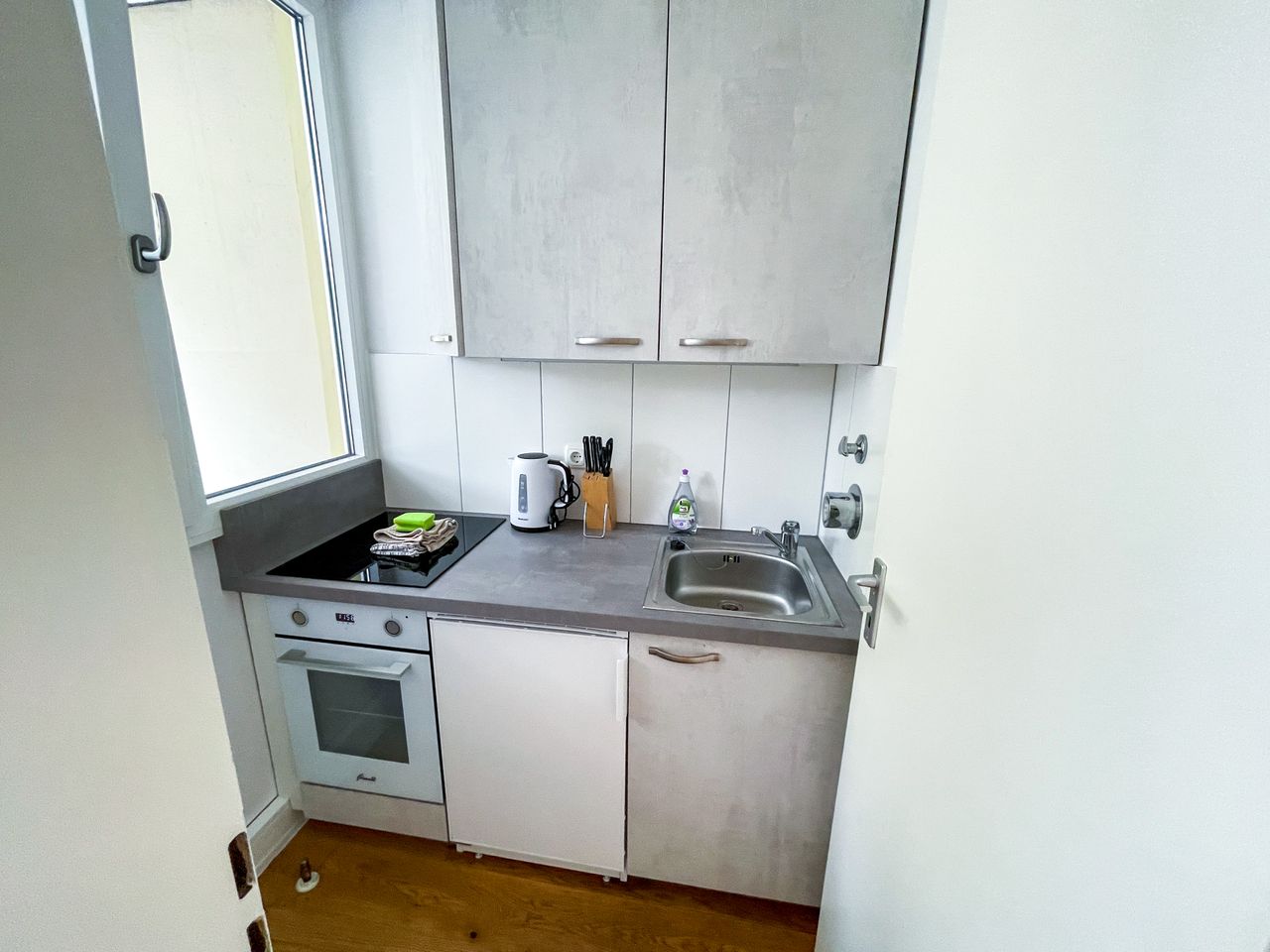 Modern apartment with balcony near Theresienwiese