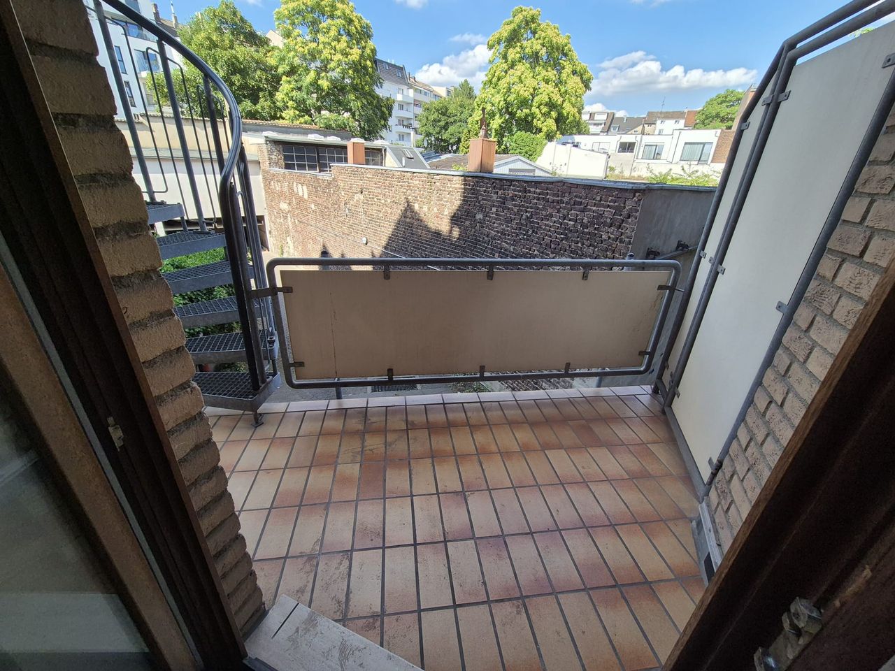 Very central but quiet appartment, best Neigbourhood, Balcony, Lift, Brand new furnished