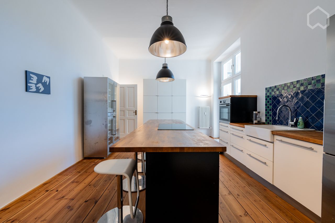 Beautiful 4 room home with private elevator in Wilmersdorf, Berlin
