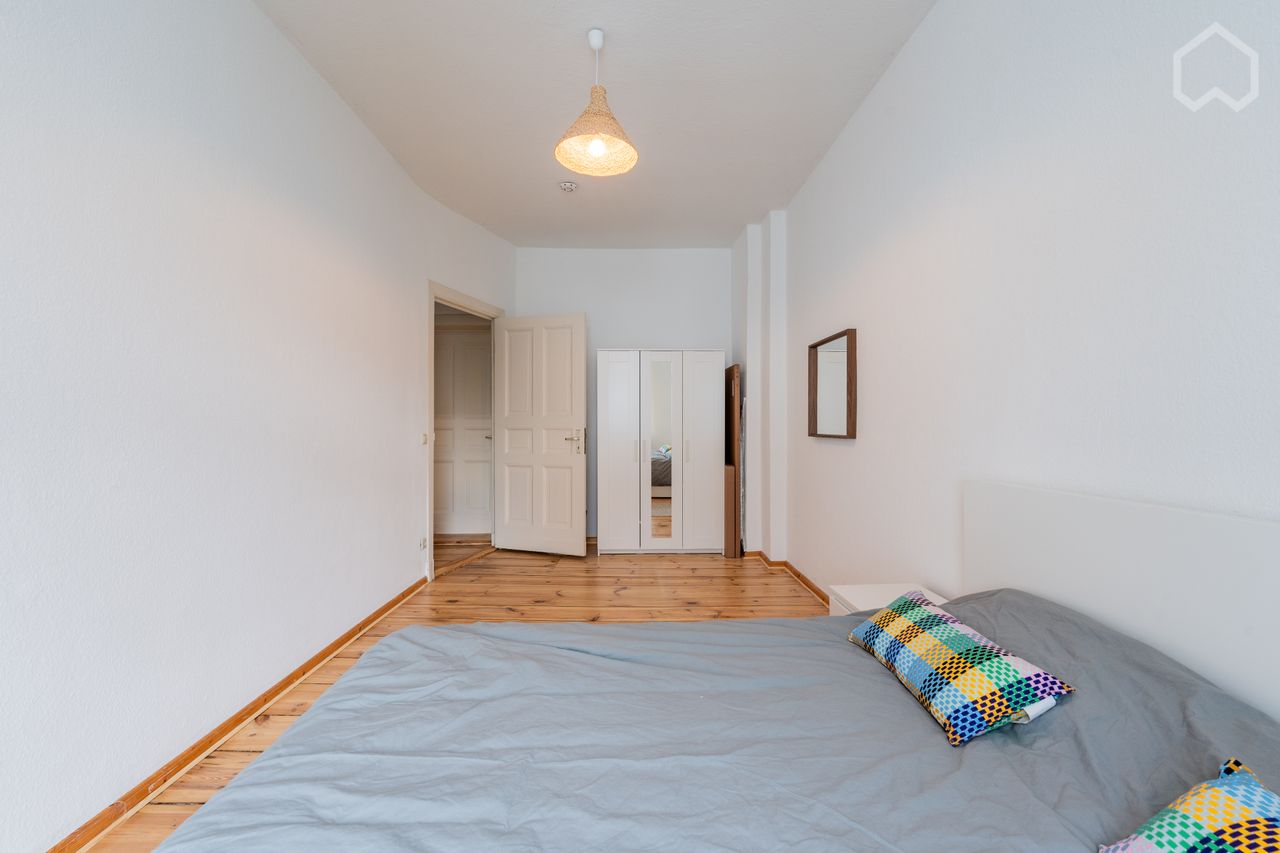 Charming 2 room apartment in central location (Friedrichshain)