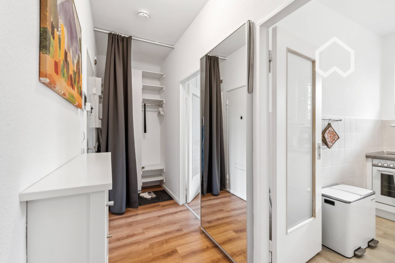 Fashionable, bright suite in Zehlendorf