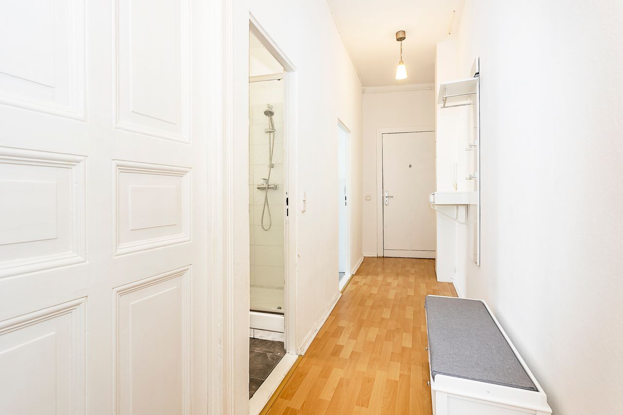 Stilish and bright - fully furnished 2-room flat in Friedrichshain