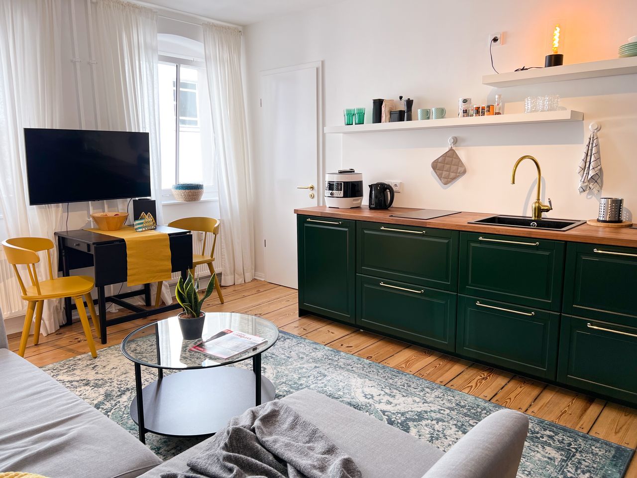 Your Nest in Mitte - 1 bedroom 1 bath fully furnished / all inclusive