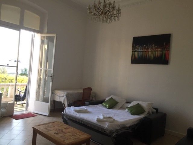 Bright flat - great view!