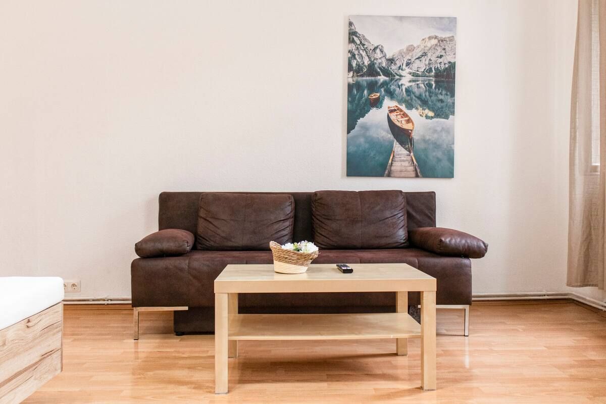 Space for up to 3 people in a shared apartment in the center of Vienna