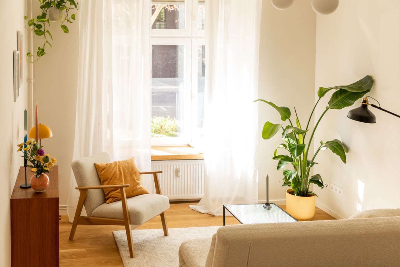 Light-flooded 2-room appartment in Prenzlauer Berg, Kopenhagener Straße – Stylish, charming, cosy