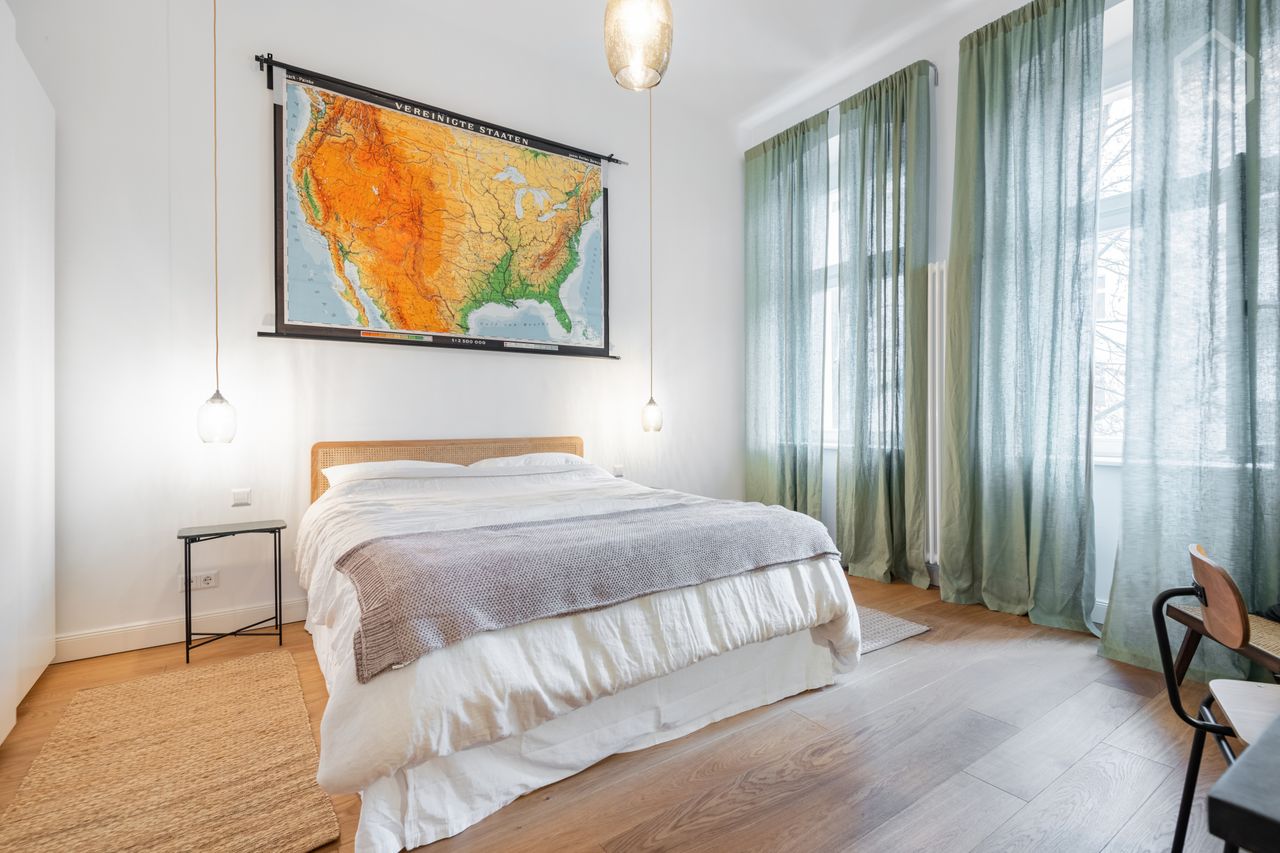 Fabulous, generously sized flat in the heart of Prenzlauer Berg