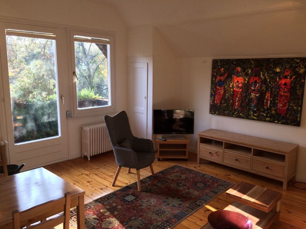 Nice & bright 2,5 room apartment in green area