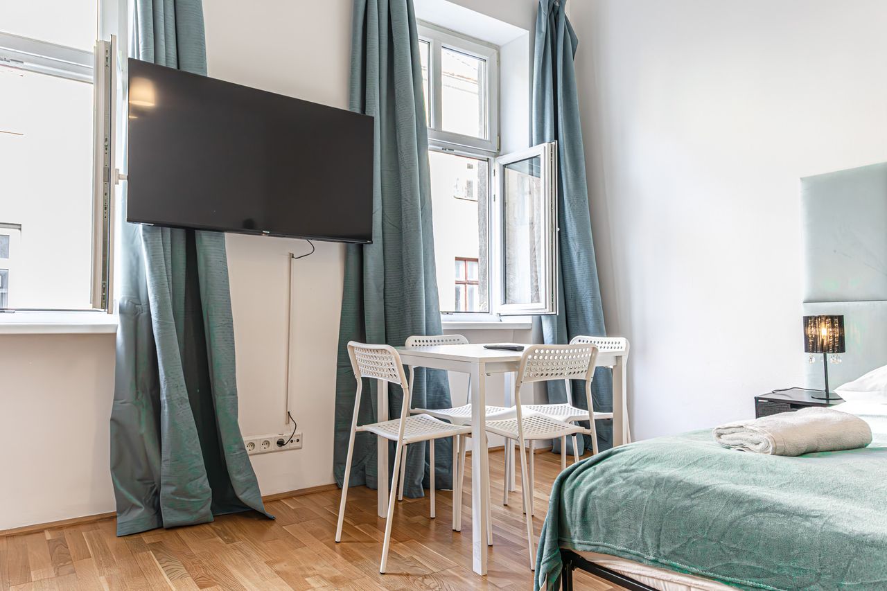 Bright flat 15 minutes from the heart of Vienna