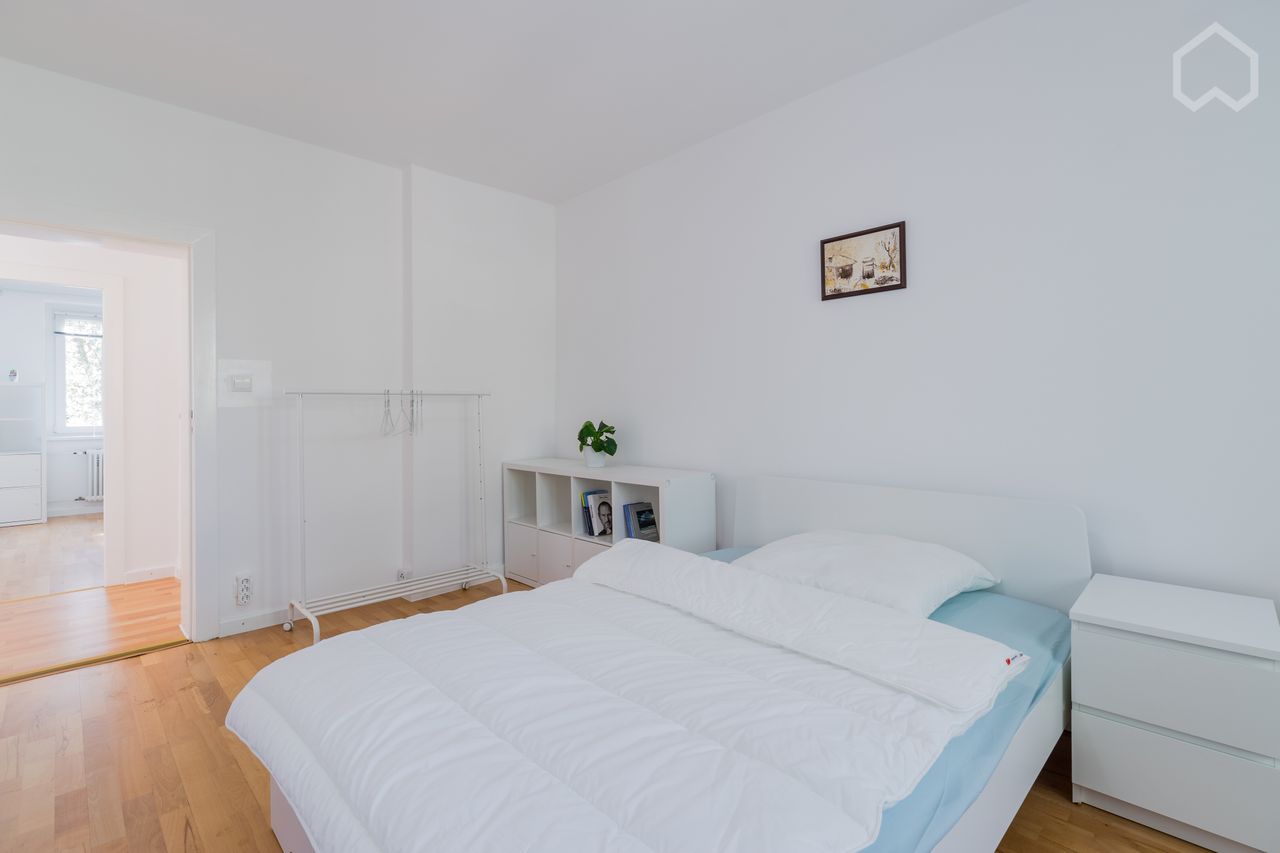 Bright & awesome loft in the middle of Moabit/Mitte
