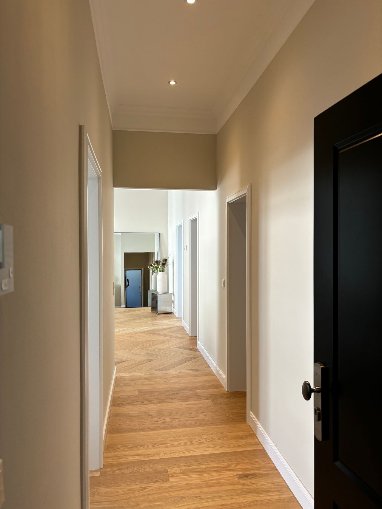 Exclusive furnished apartment in an historic building in Düsseldorf-Düsseltal - move in and feel at home!