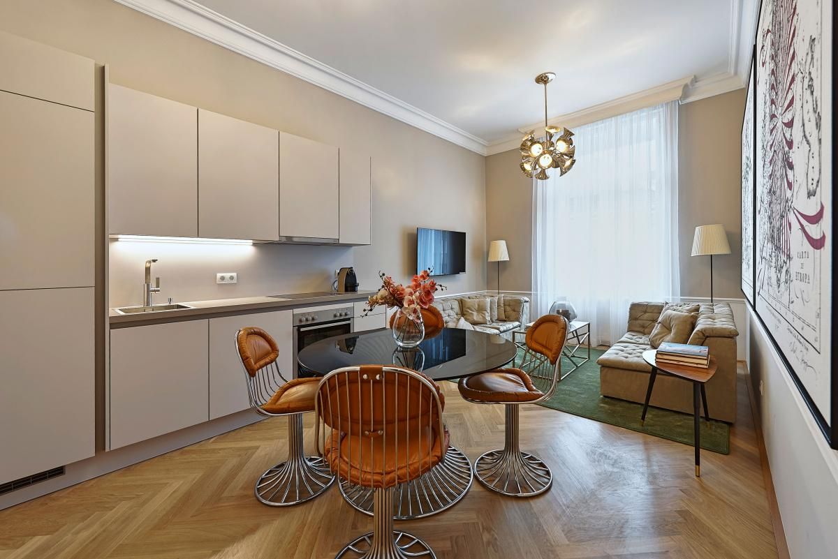 Fashionable, nice apartment in vibrant neighborhood