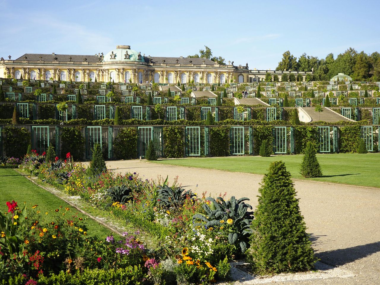 Luxurious New-Build 2-Room Apartment by the Park of Sanssouci Palace